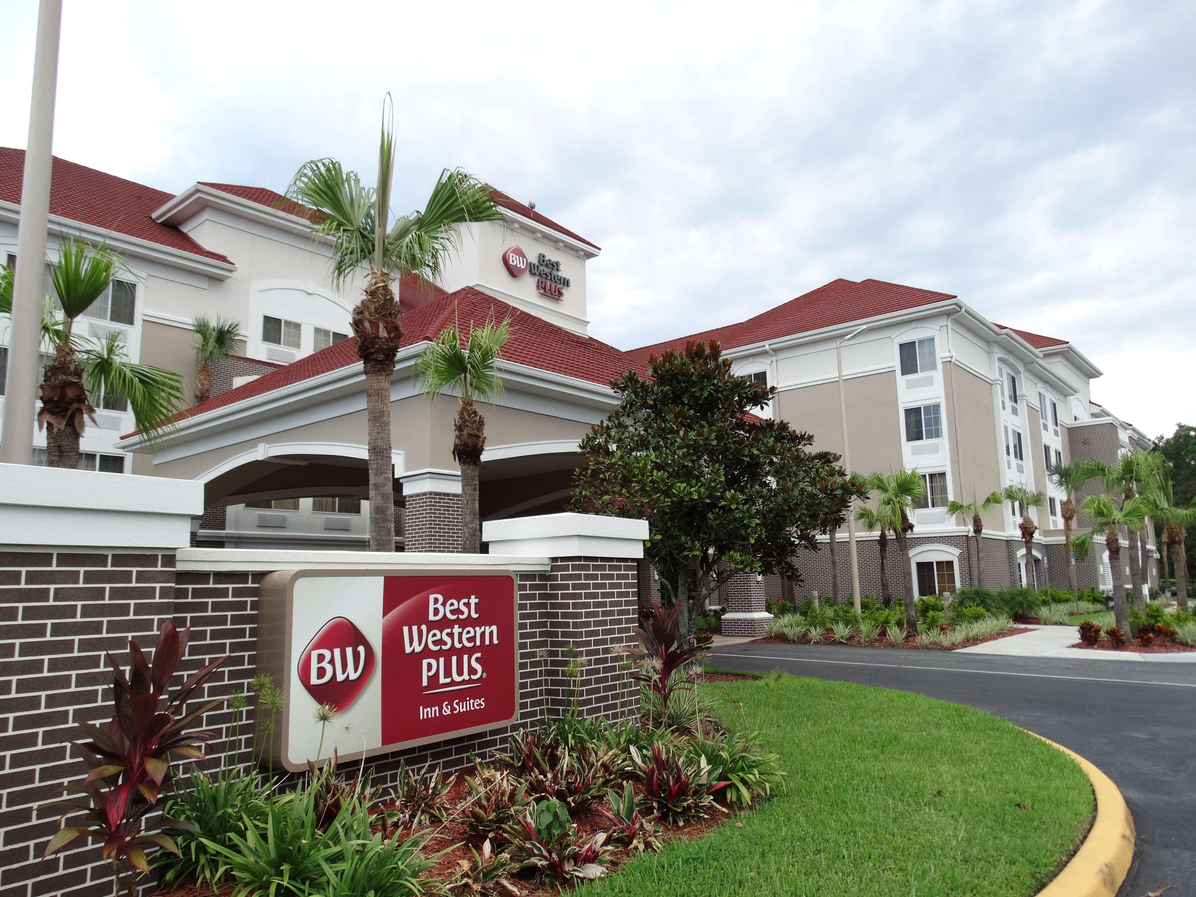 Best Western Plus Regency Inn And Conference Centre Abbotsford Exterior photo