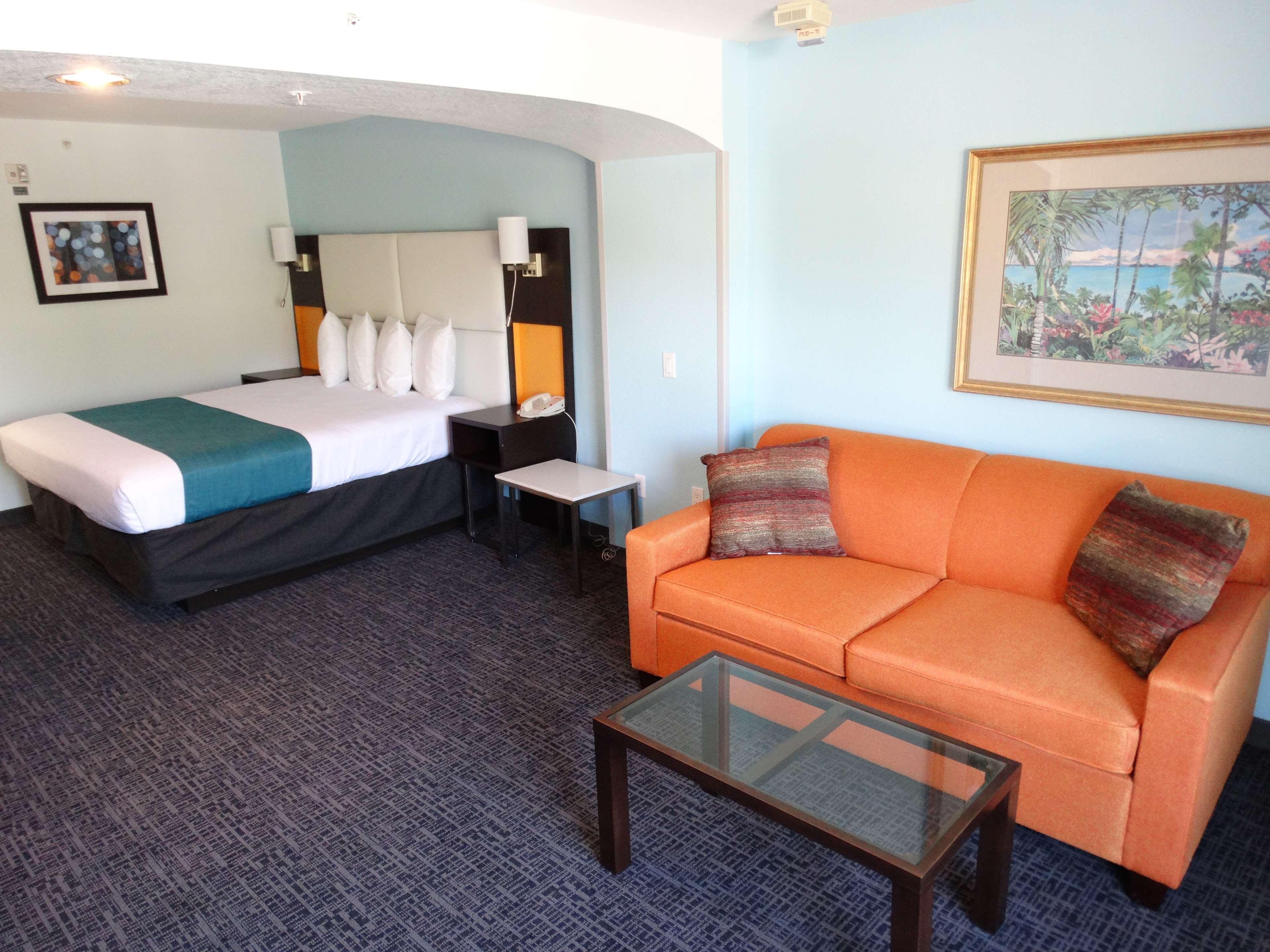 Best Western Plus Regency Inn And Conference Centre Abbotsford Exterior photo